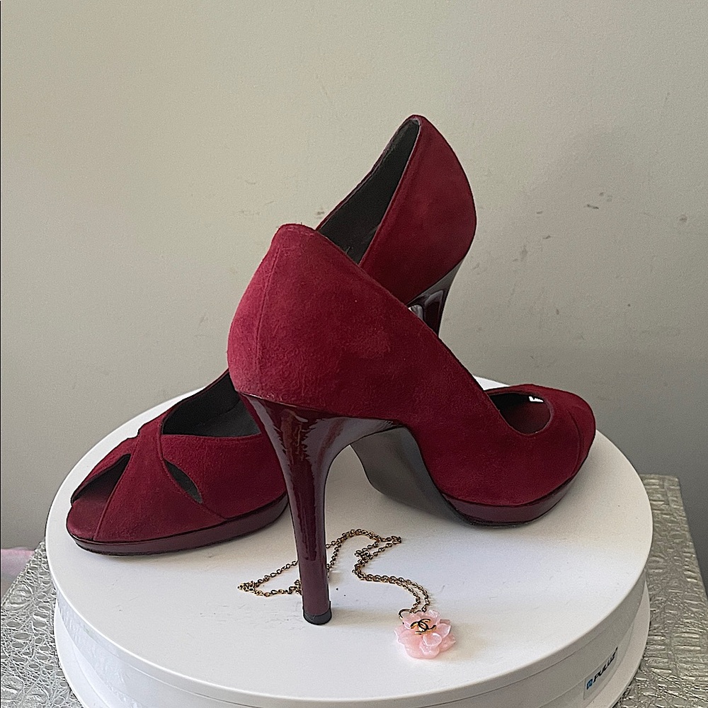 EUC Stuart Weitzman Suede Peep-Toe Heels, Burgundy, Size 7.5